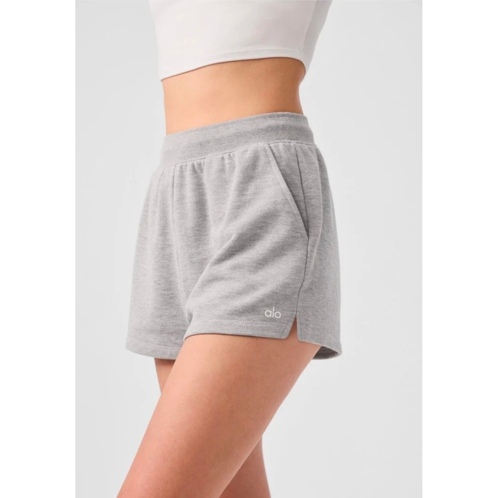Alo Yoga Athletic Atheleisure Workout Wear Cozy Premium Y2k Minimalist